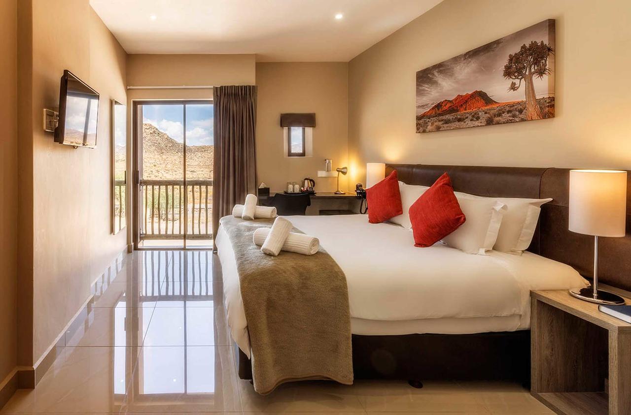 Springbok Inn Bagian luar foto