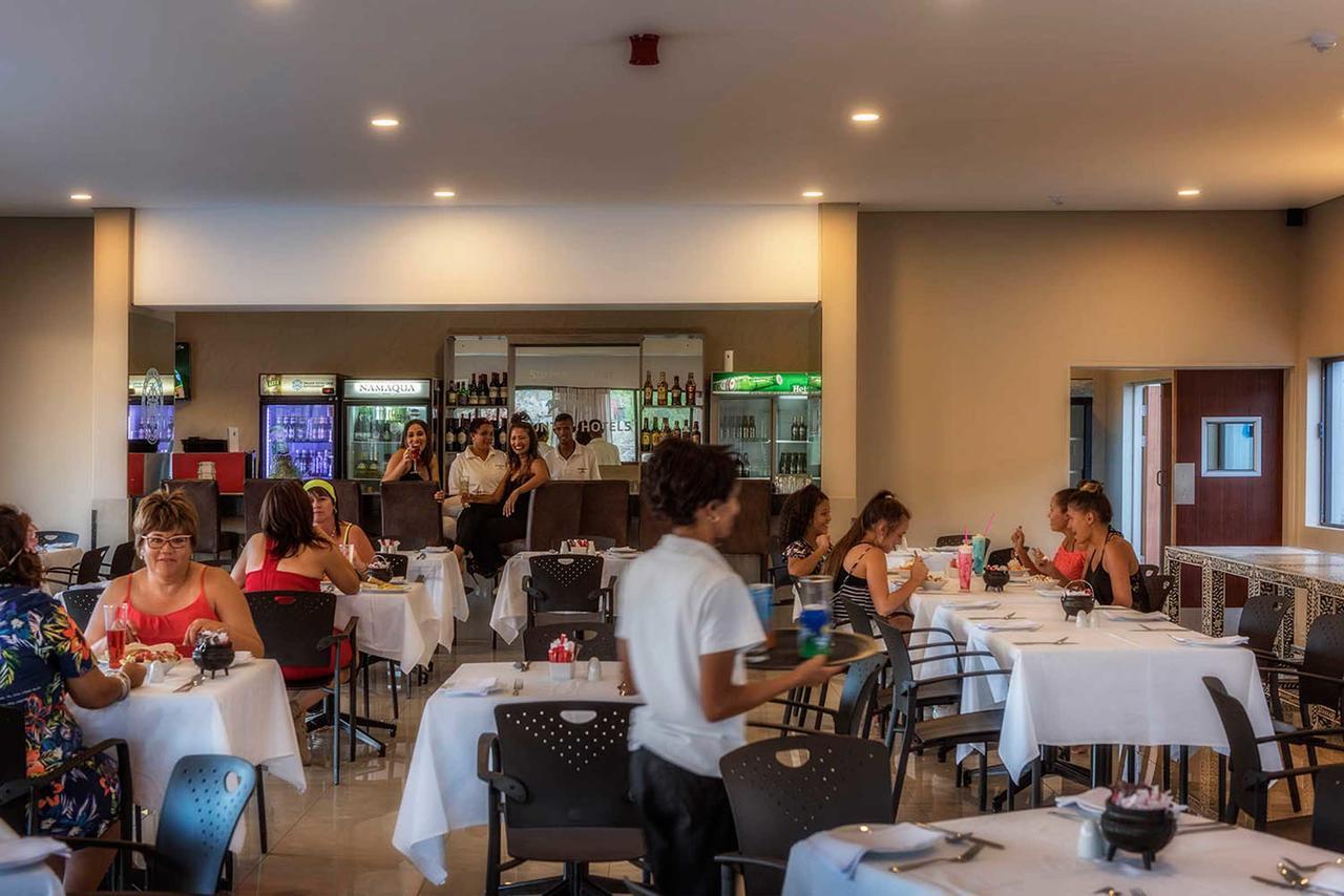 Springbok Inn Bagian luar foto